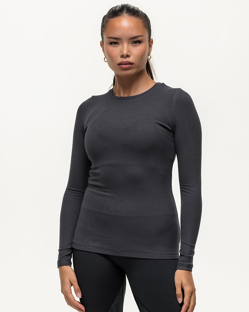 Long Sleeve Workout Tee - Washed Black